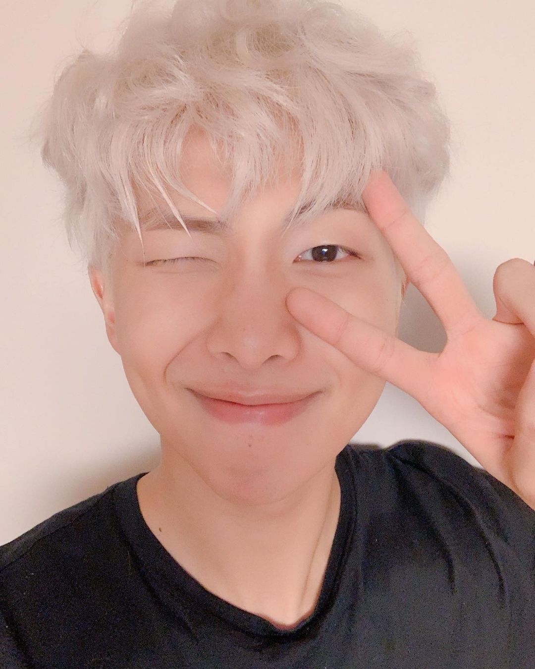 BTS: RM Flaunts Blonde Hair in OT7 Selfie a Day After Spoiling it