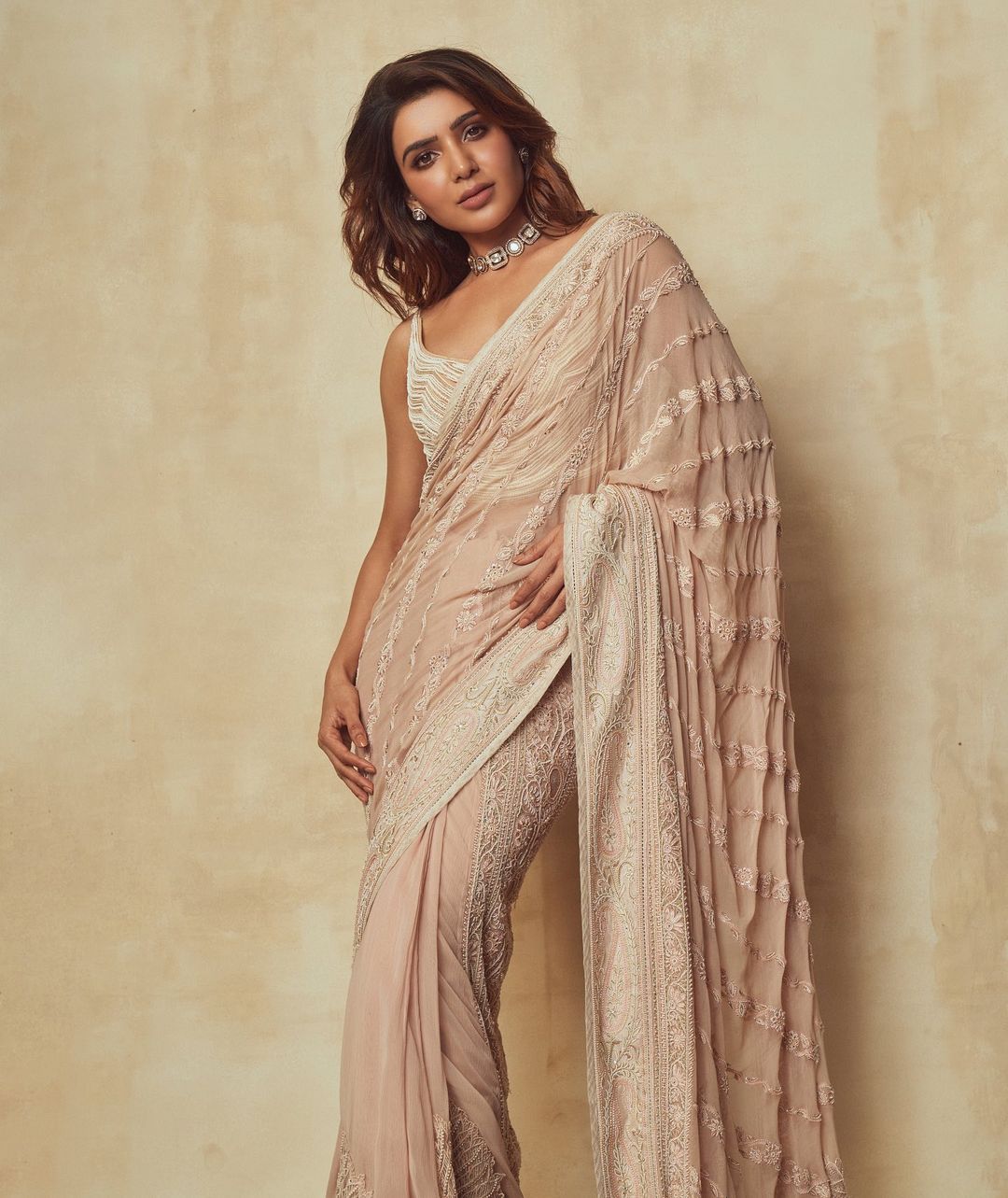 Pothys - Pothys' Celebrity Fashion! Actress Samantha looked lovely wearing  black plain silk cow-print raw mango saree, teamed with pink plain silk  border, followed by silver and gold simple border. The actress