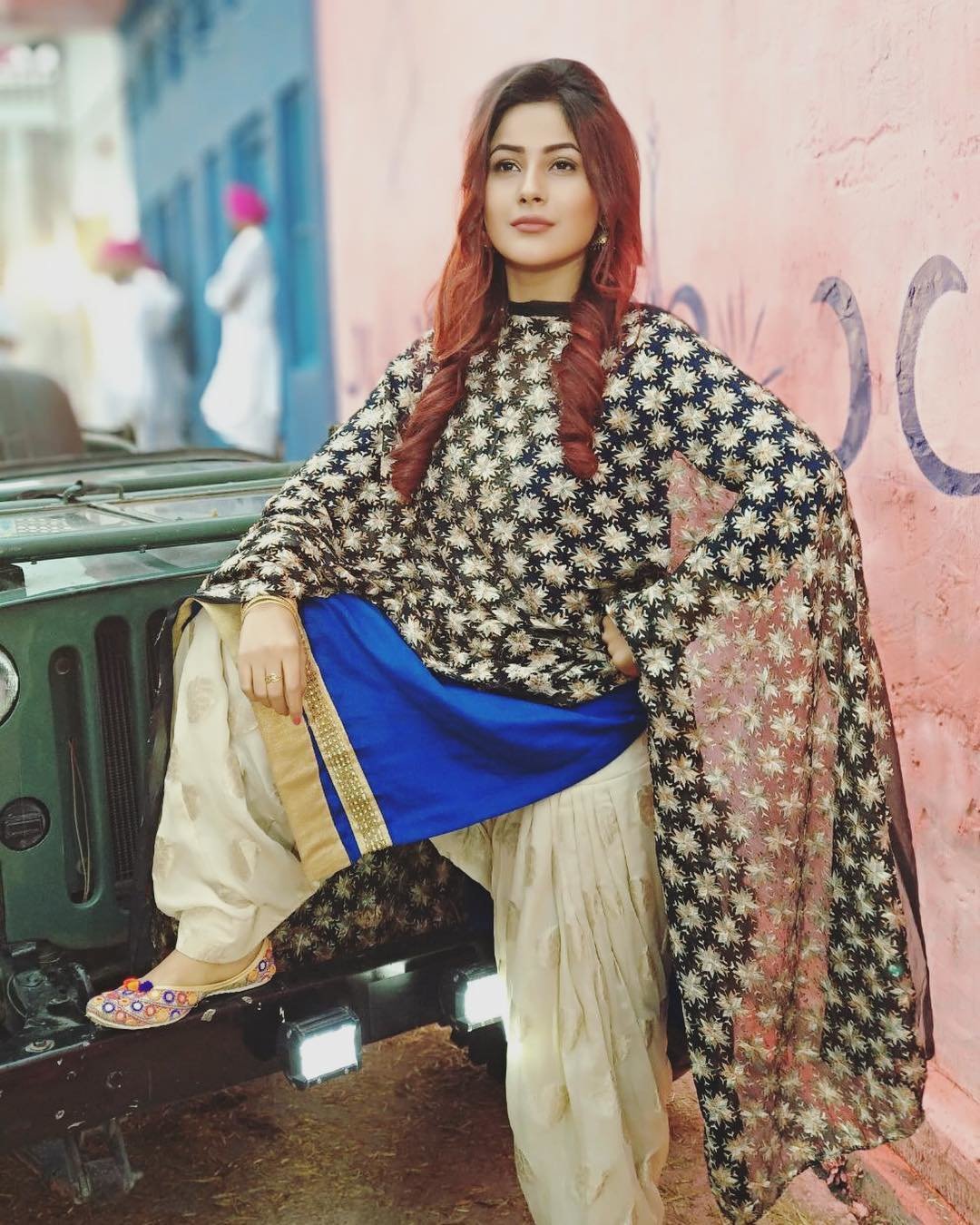 shehnaaz gill punjabi suit