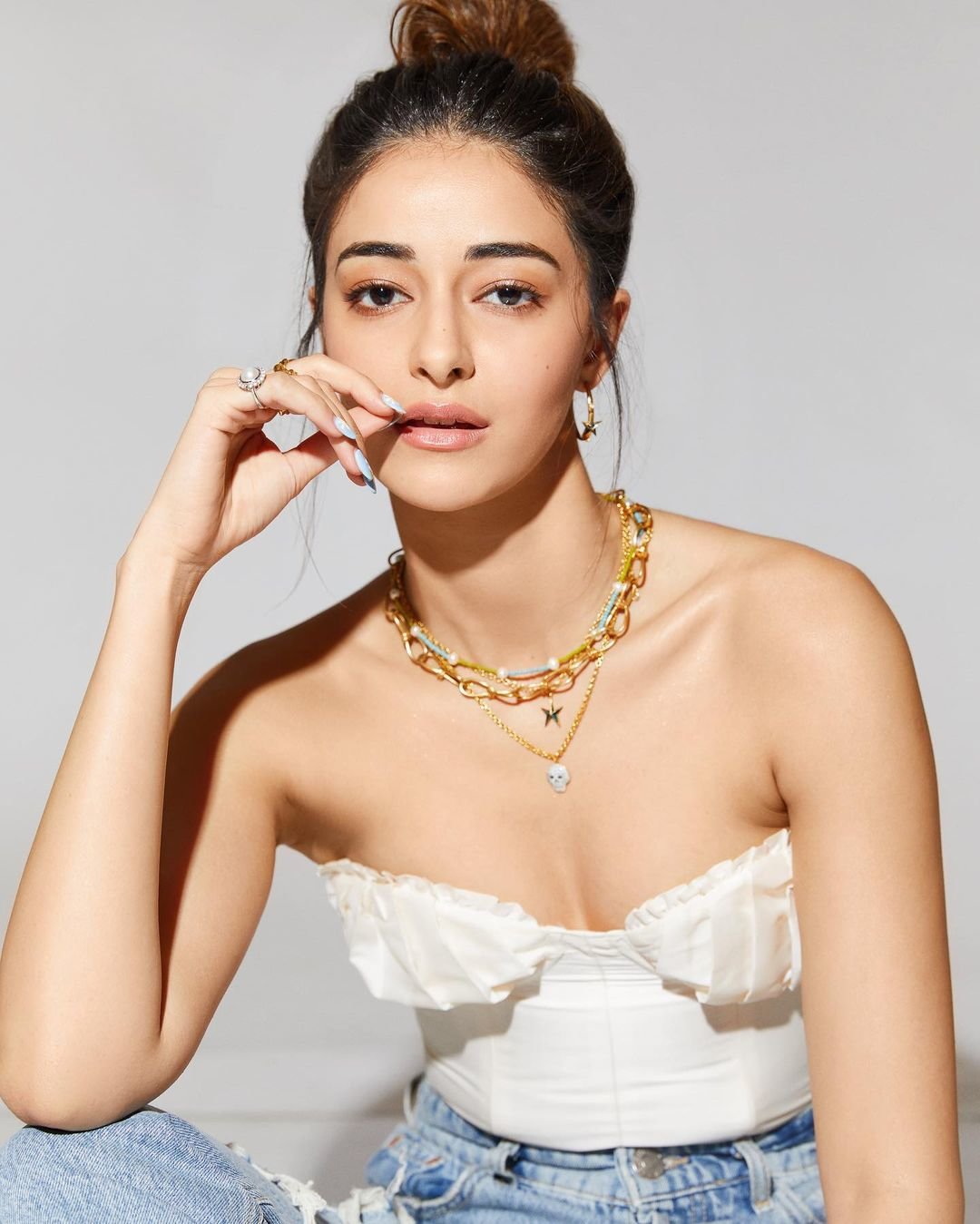 Ananya Panday takes on coquette-core with her netted skirt and