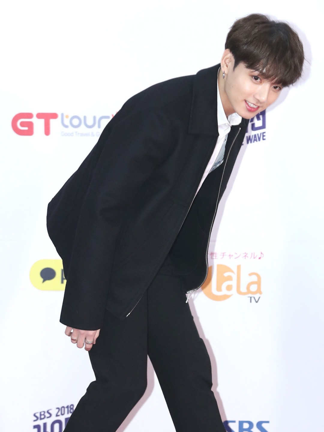 BTS Jungkook's love for black outfits