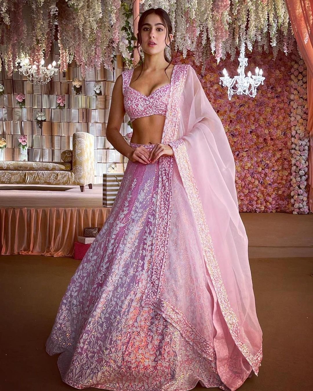 ICW 2017 Manish Malhotra | Indian bridal wear, Designer dresses indian,  Bridal lehenga