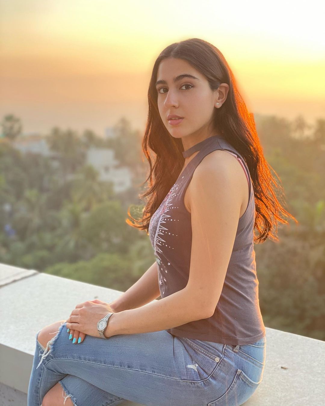 Sara ali sale khan jeans