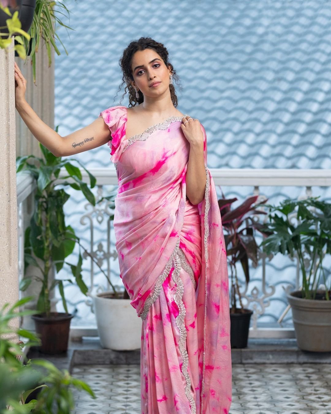 Best wedding sarees for women to buy in the USA, UK, Canad