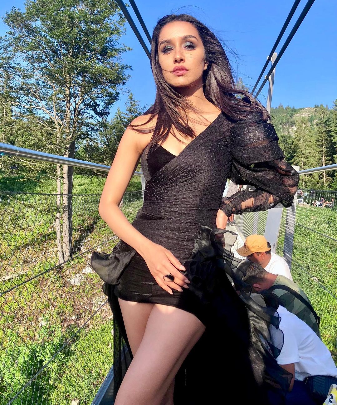 Sex Shraddha Kapoor Legs - Shraddha Kapoor in Black outfits