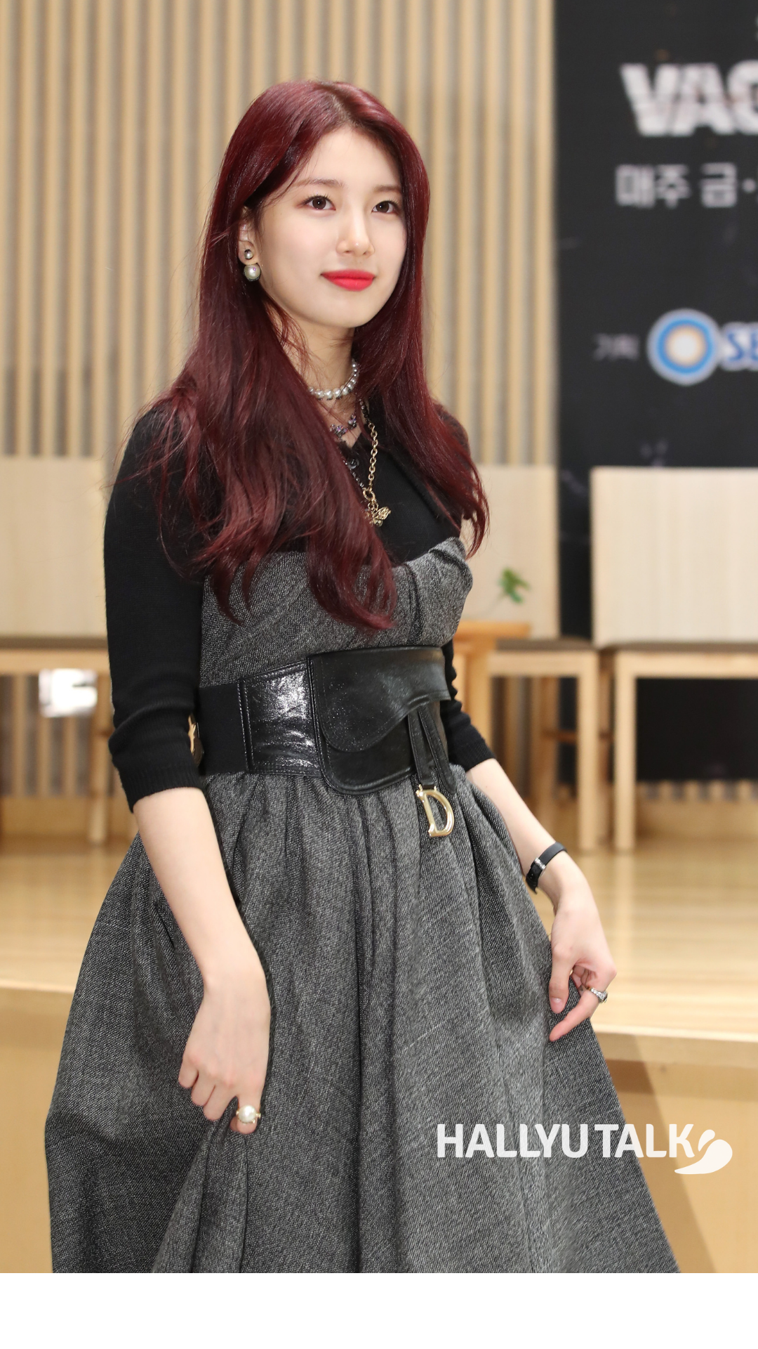 Suzy sales black dress