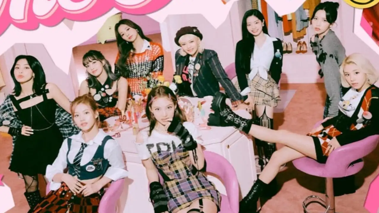 Look: Twice unveils cover for third Japanese album 