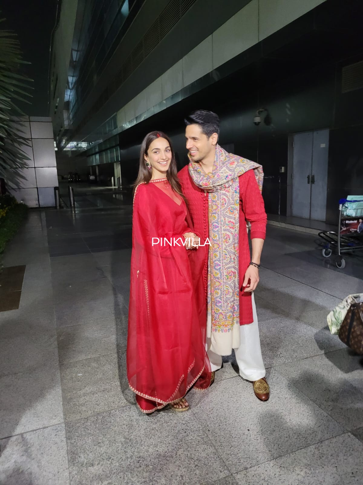 Sidharth Malhotra and Kiara Advani arrive in Delhi 