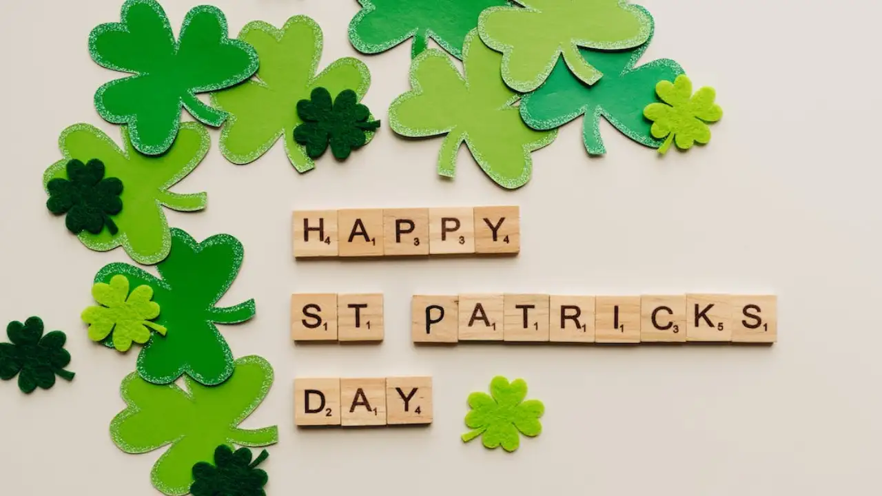 圧倒的高評価 ヘッドカバーSt. Patrick´s Day Tricolour Clover