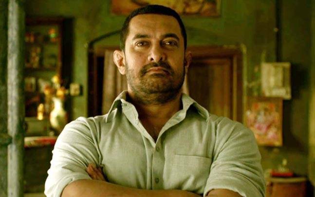 Box Office Report: Aamir Khan's Dangal crosses the 200 crore mark on Day 8!