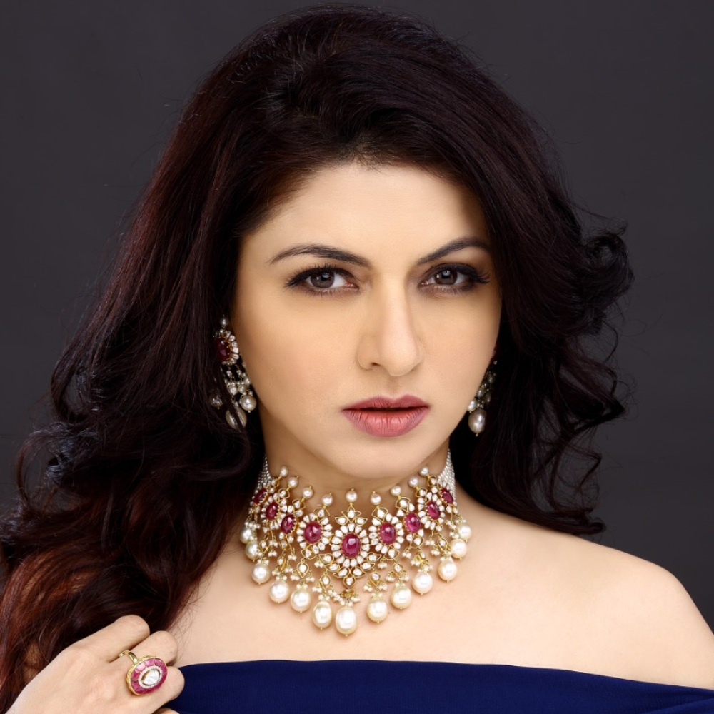 SPOTLIGHT: Bhagyashree gets candid about leaving Bollywood, battling a major health disorder & her comeback