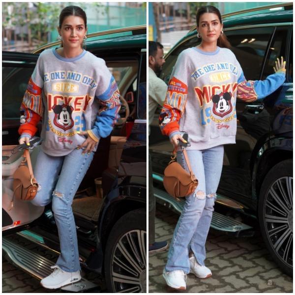 Bollywood's Favourite Tote Bag That Deepika Padukone, Janhvi