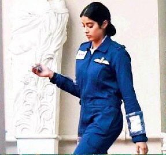 Kargil Girl: Janhvi Kapoor to get into uniform to play Indian