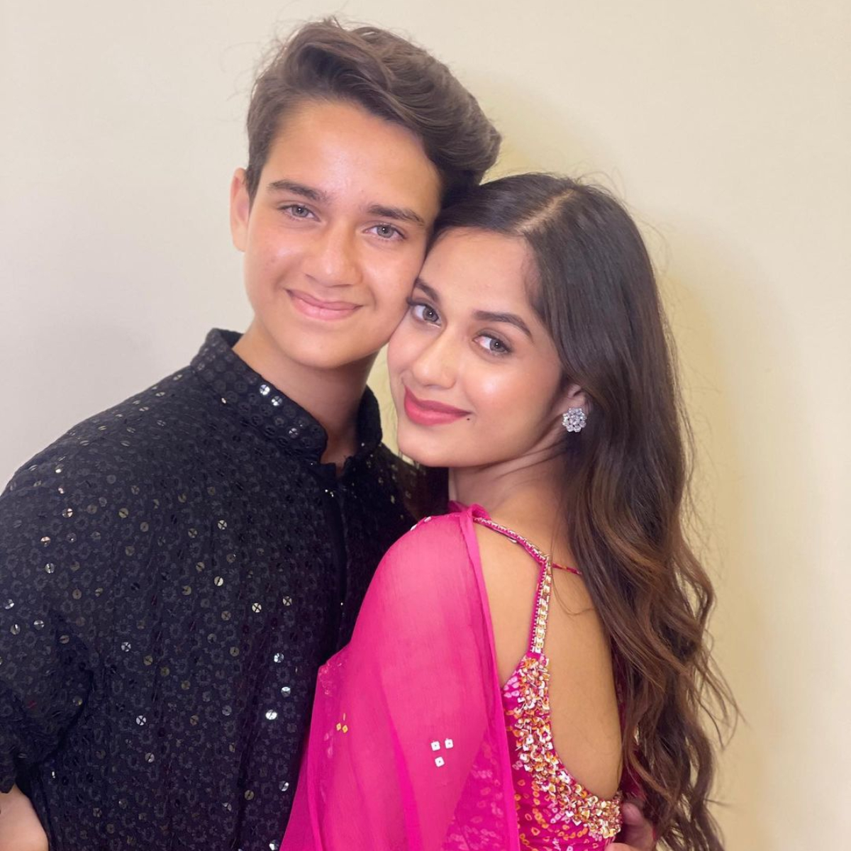 EXCLUSIVE: Jannat Zubair and her brother Ayaan play 'How well do you ...