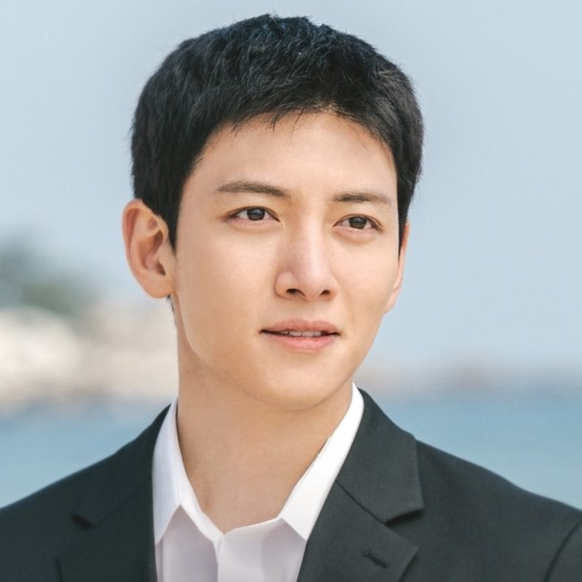 WATCH: Ji Chang Wook has difficulty adjusting to his new life in ...