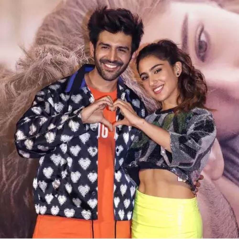 EXCLUSIVE: Sara Ali Khan finally REVEALS if she's dating Kartik Aaryan; watch video