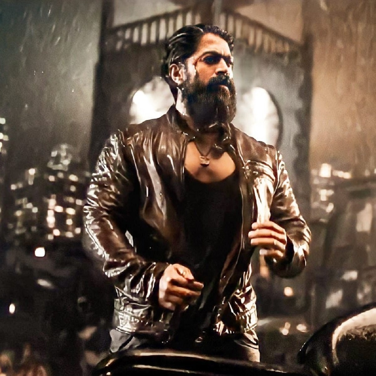 Box Office: KGF 2 enters the 300 cr club with 1.75 cr footfalls ...