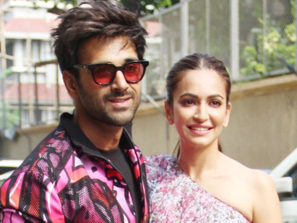 Exclusive Kriti Kharbanda Cannot Stop Blushing As Pulkit Samrat Flirts With Her During