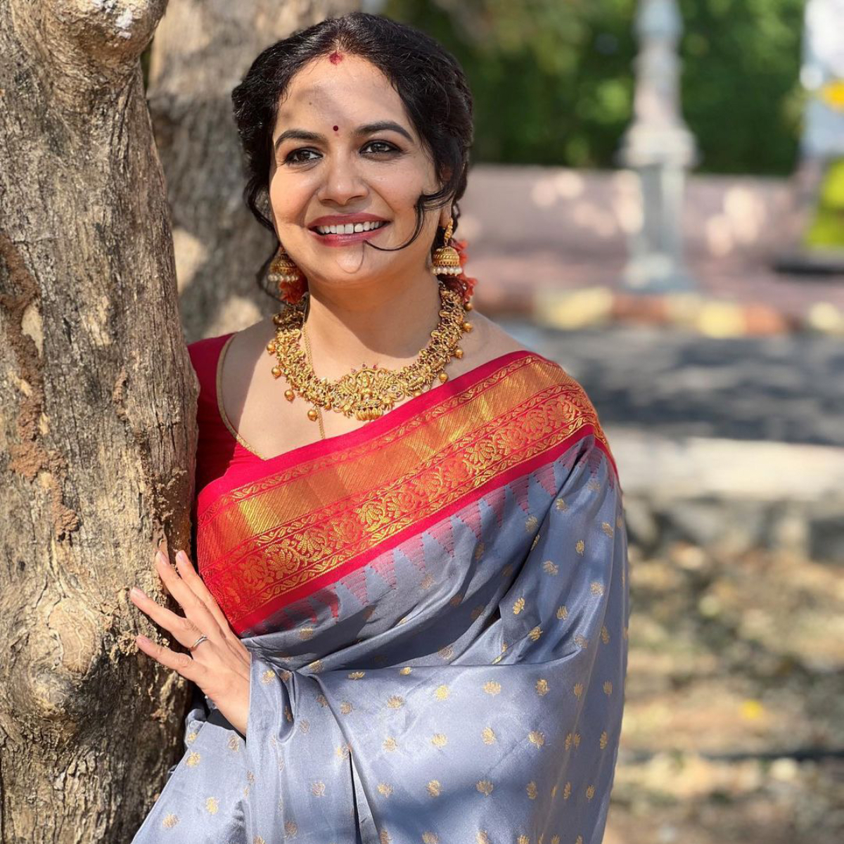 Singer Sunitha slams her pregnancy rumours: 'My god.. people are ...