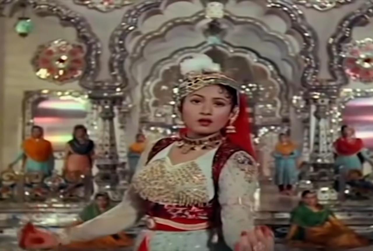 Madhubala in Mughal-e-Azam (Image: Nupur Movies YouTube)