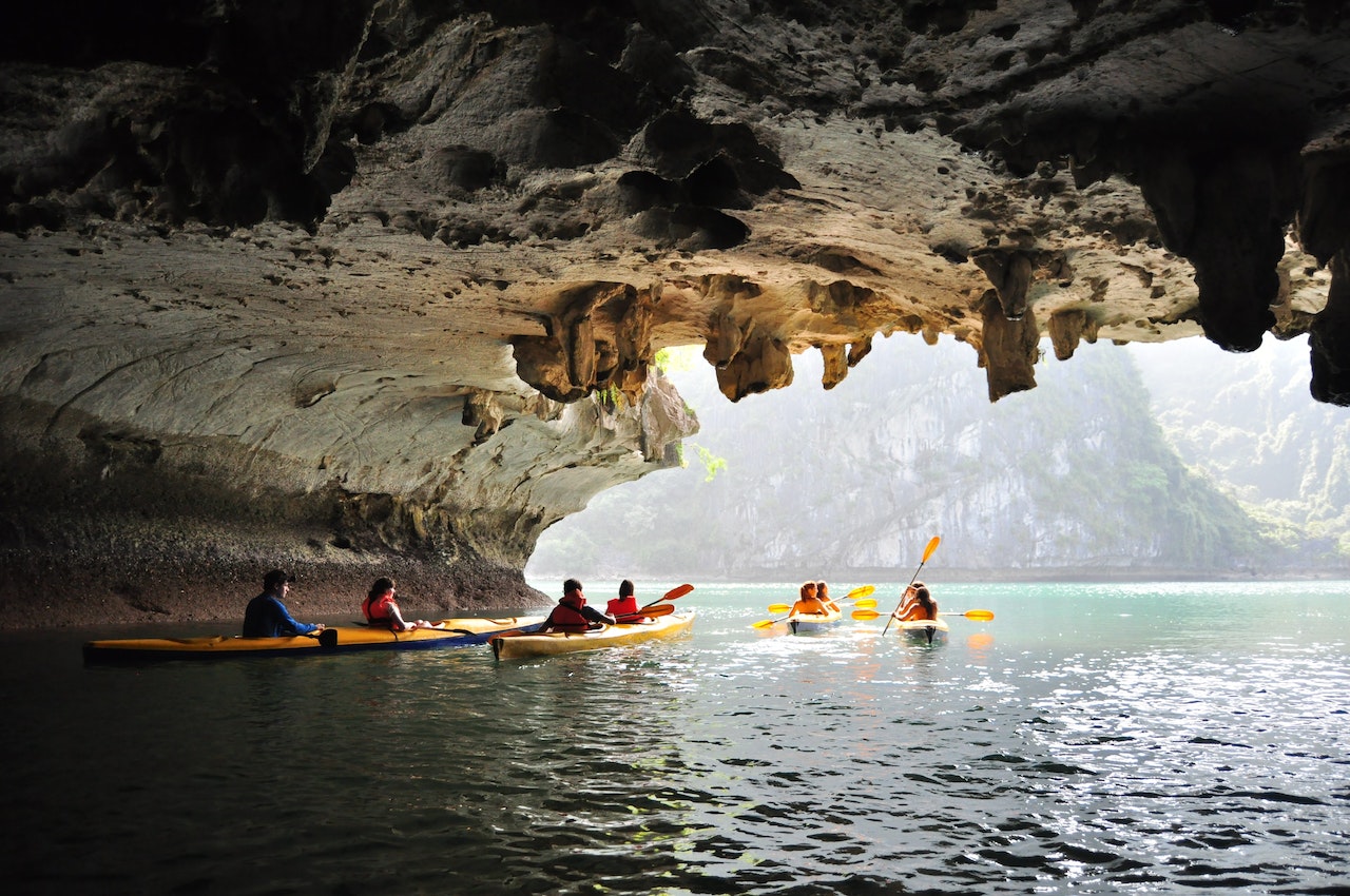 Paddle a Kayak