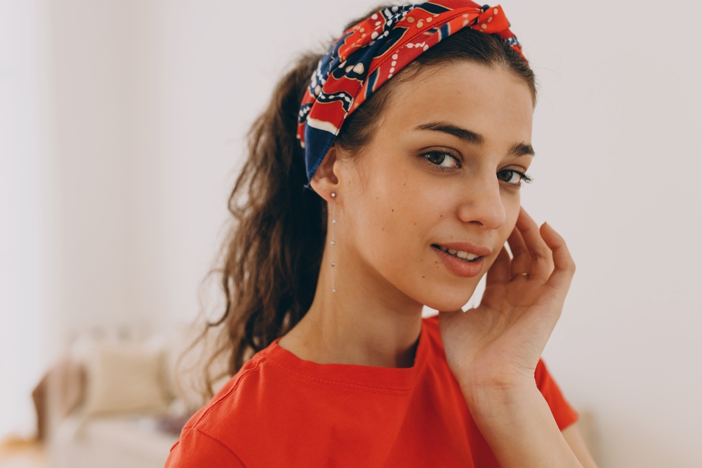 Low-Ponytail Headband