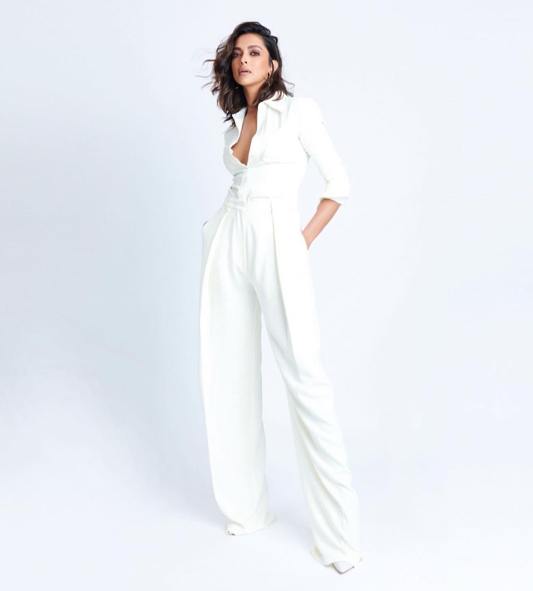 How to Wear a Jumpsuit - 5 Must Follow Style Tips