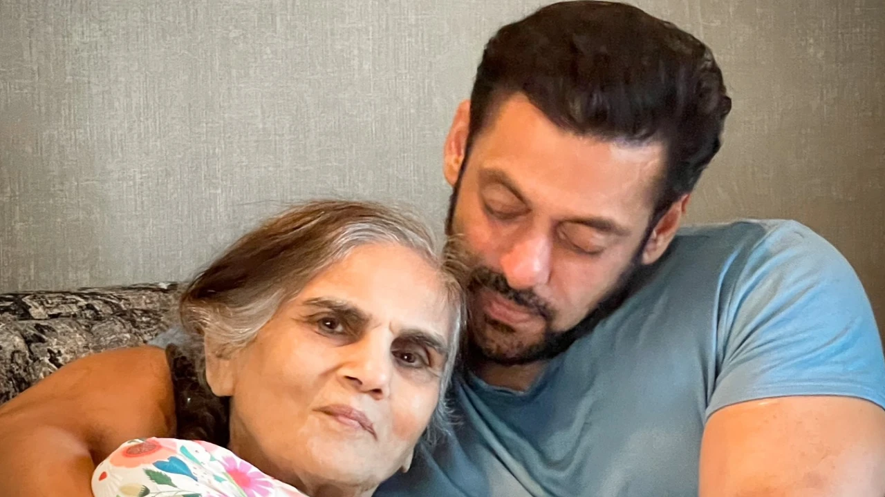 PICS: Salman Khan plants a sweet kiss on mom Salma's cheek as he ...