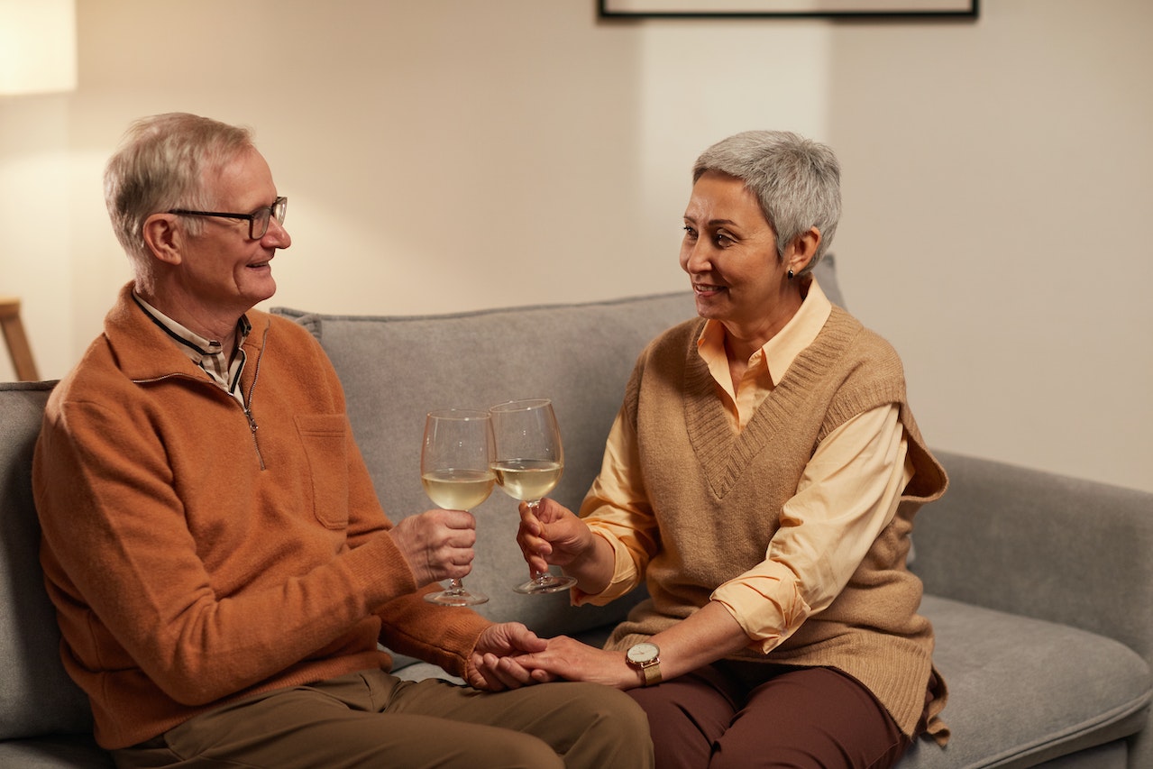 Dating After 60 ? Tips to Find a Meaningful Connection 