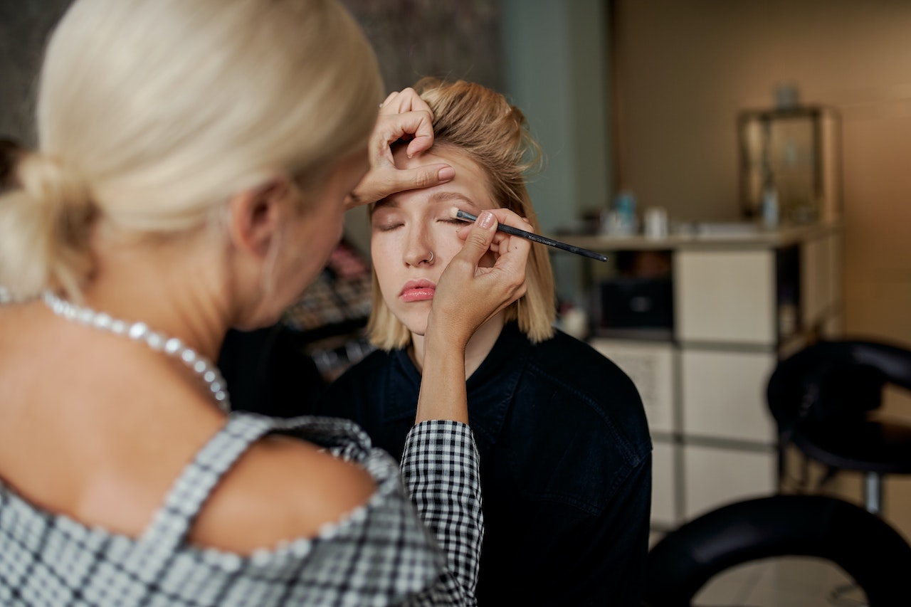 7 Must-Try Eye Makeup for Big Eyes