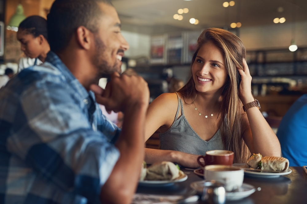 You Are Under Pressure to Have the Perfect First Date