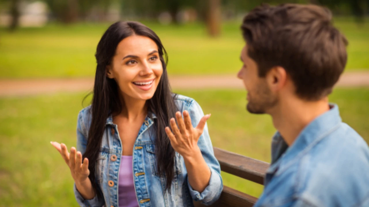 Communication in Relationships: Unlocking the Path to Healthy Connections