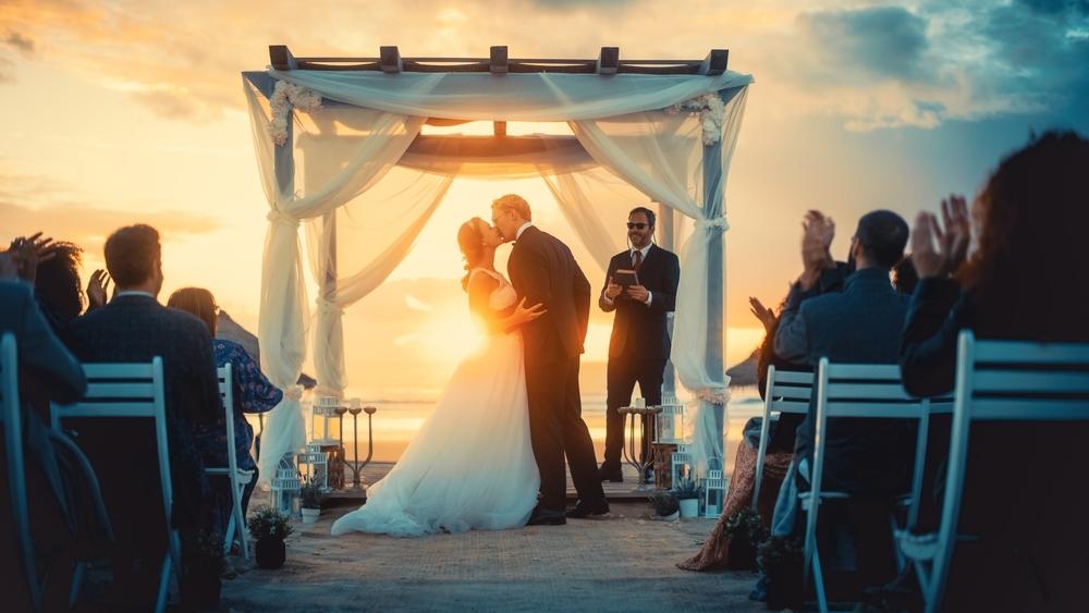 Can you wear black to a beach outlet wedding