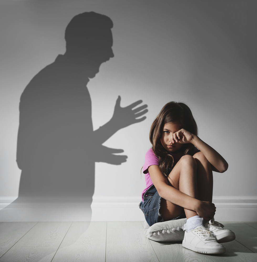 25 Signs of Parental Emotional Abuse: Unmasking the Silent Pain | PINKVILLA