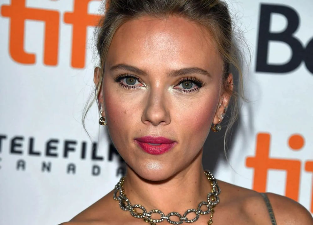 Scarlett Johansson Opens Up About Her Marriage to Ryan Reynolds