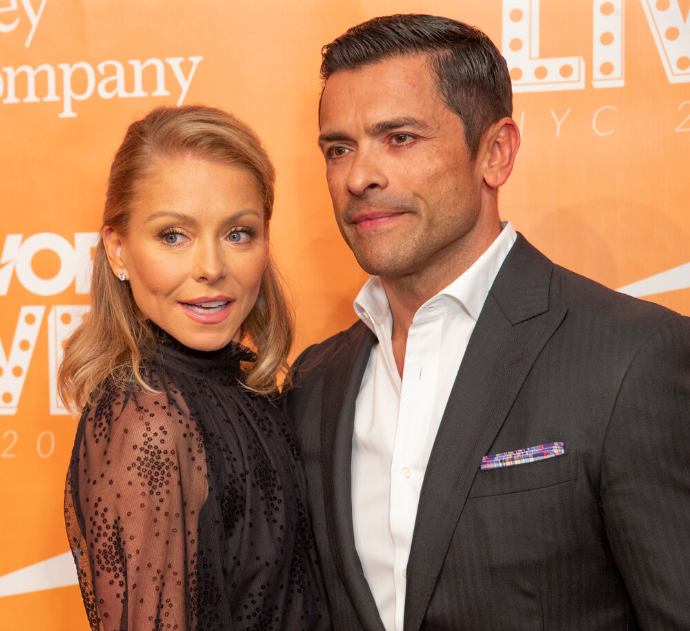 Kelly Ripa Hairstyles