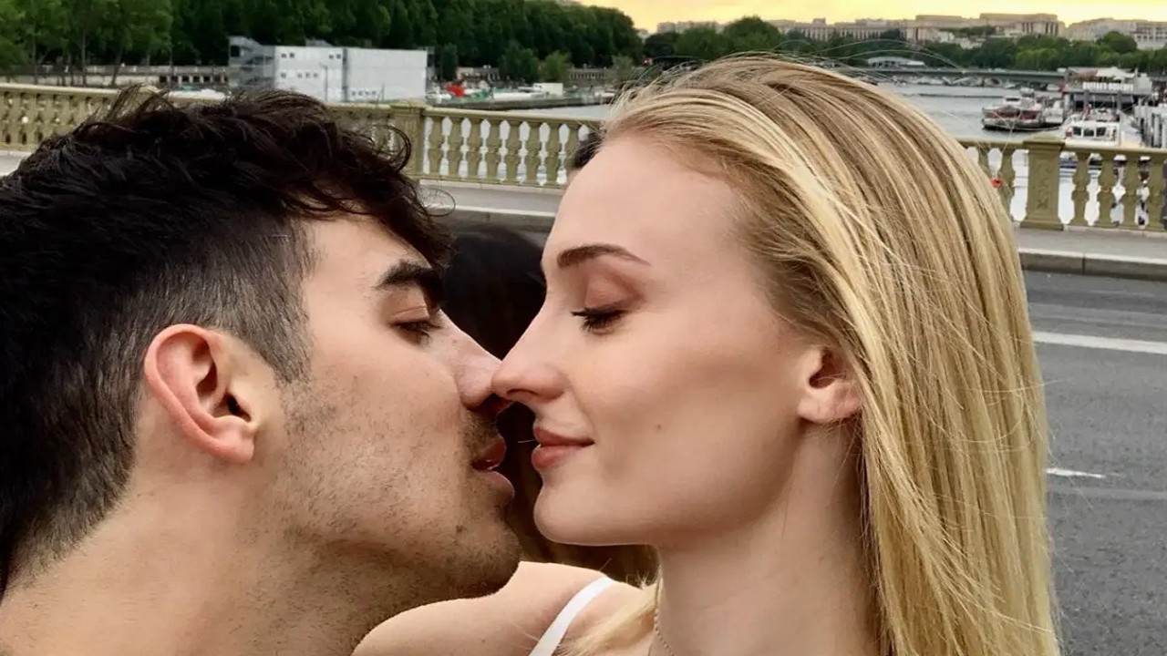 Sophie Turner 'spotted at Jonas Brother concert' as Joe Jonas wears wedding  ring again amid split claims