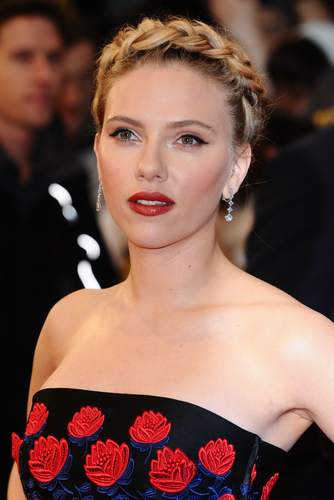 Scarlett Johansson Hairstyles