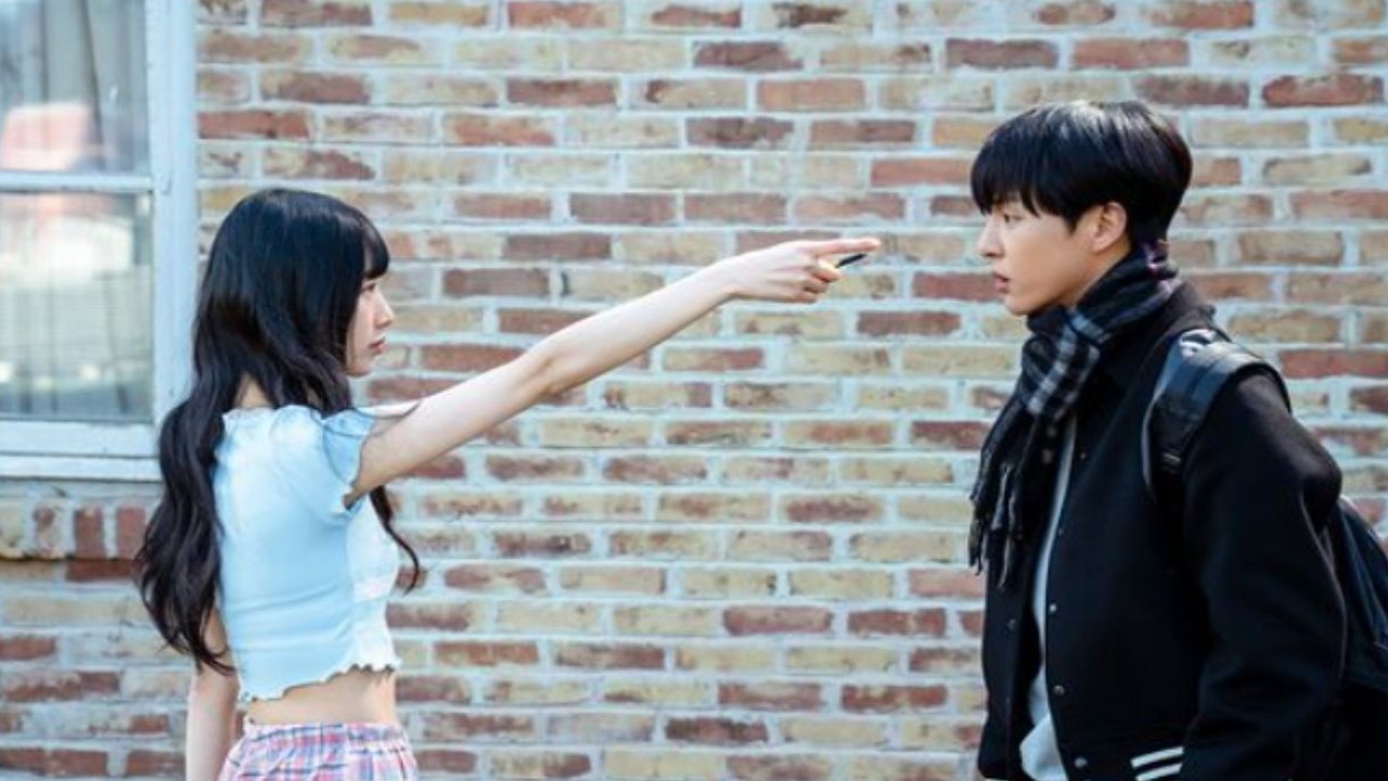 Doona! Bae Suzy's walls slowly come down as Yang Se Jong creeps into her  heart in new stills