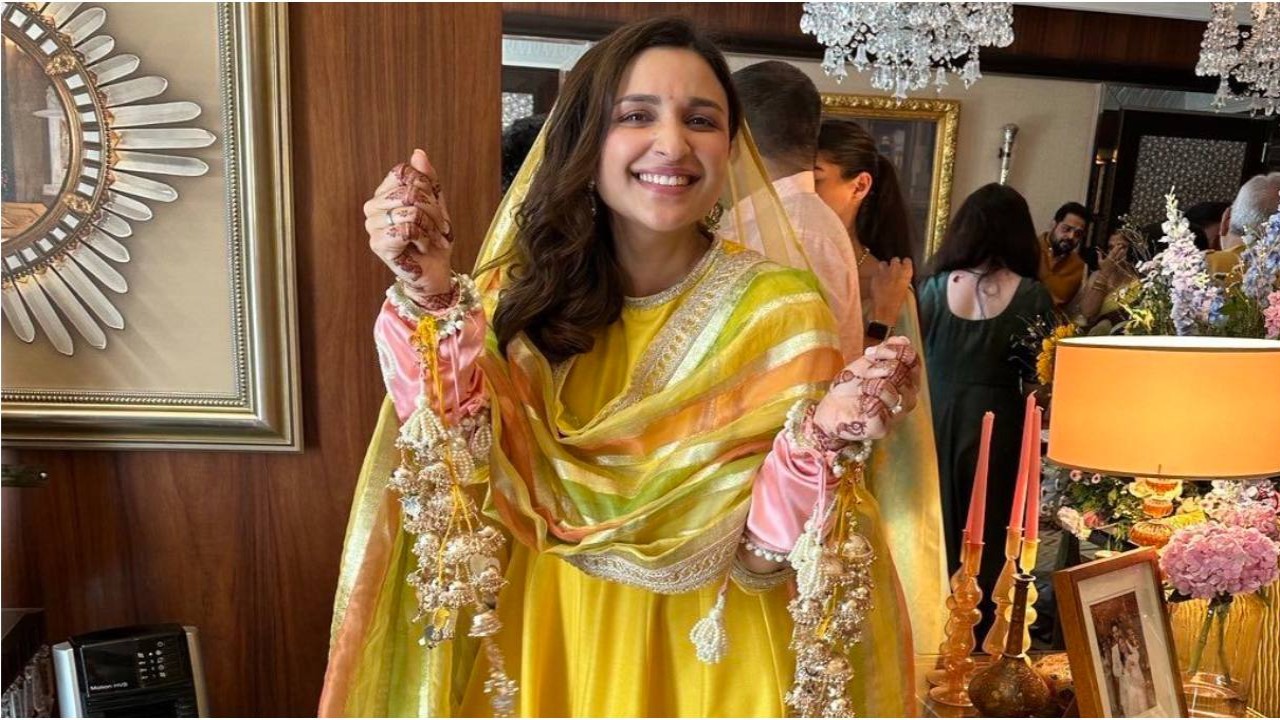 After giving RagNeeti wedding a miss, Priyanka Chopra showers