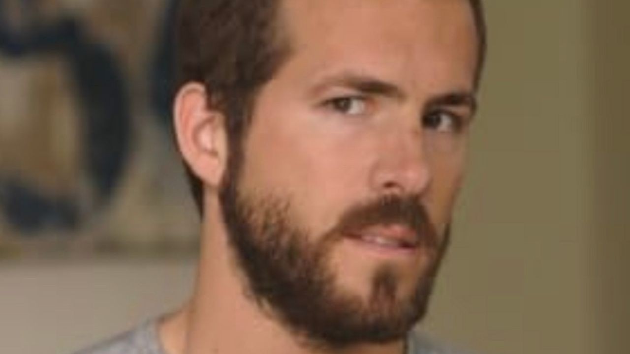 Ryan Reynolds as Gabriel in The Nines