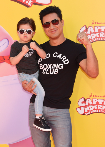 A Glimpse into Mario Lopez's Ashtoning Net Worth