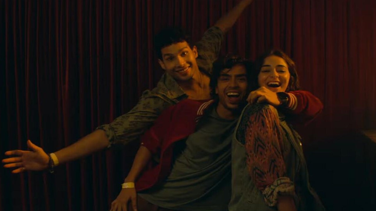 Kho Gaye Hum Kahan Review: Ananya Panday, Siddhant Chaturvedi, Adarsh ...