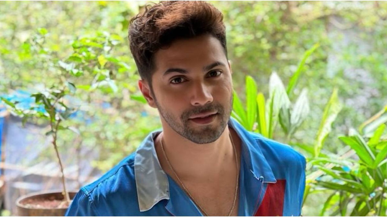 EXCLUSIVE: Varun Dhawan’s Advice To Maniesh Paul During JugJugg Jeeyo ...