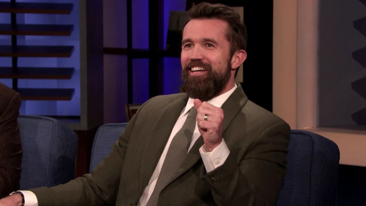 'This made me almost drop my phone': Rob McElhenney fans are concerned for him as he unveils snap of extreme allergic reaction