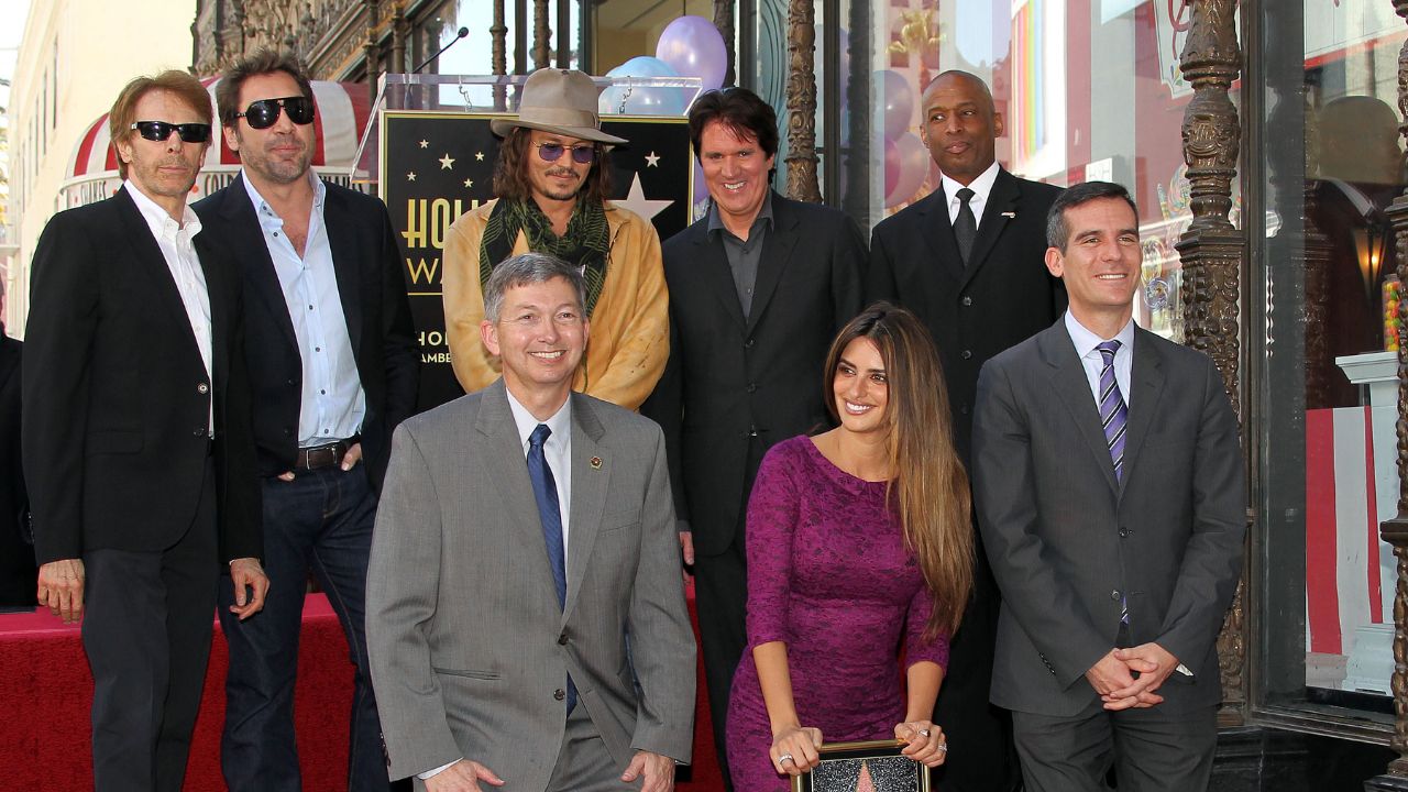 Javier Bardem supports Penelope Cruz at Hollywood Walk of Fame ceremony (Getty Images)