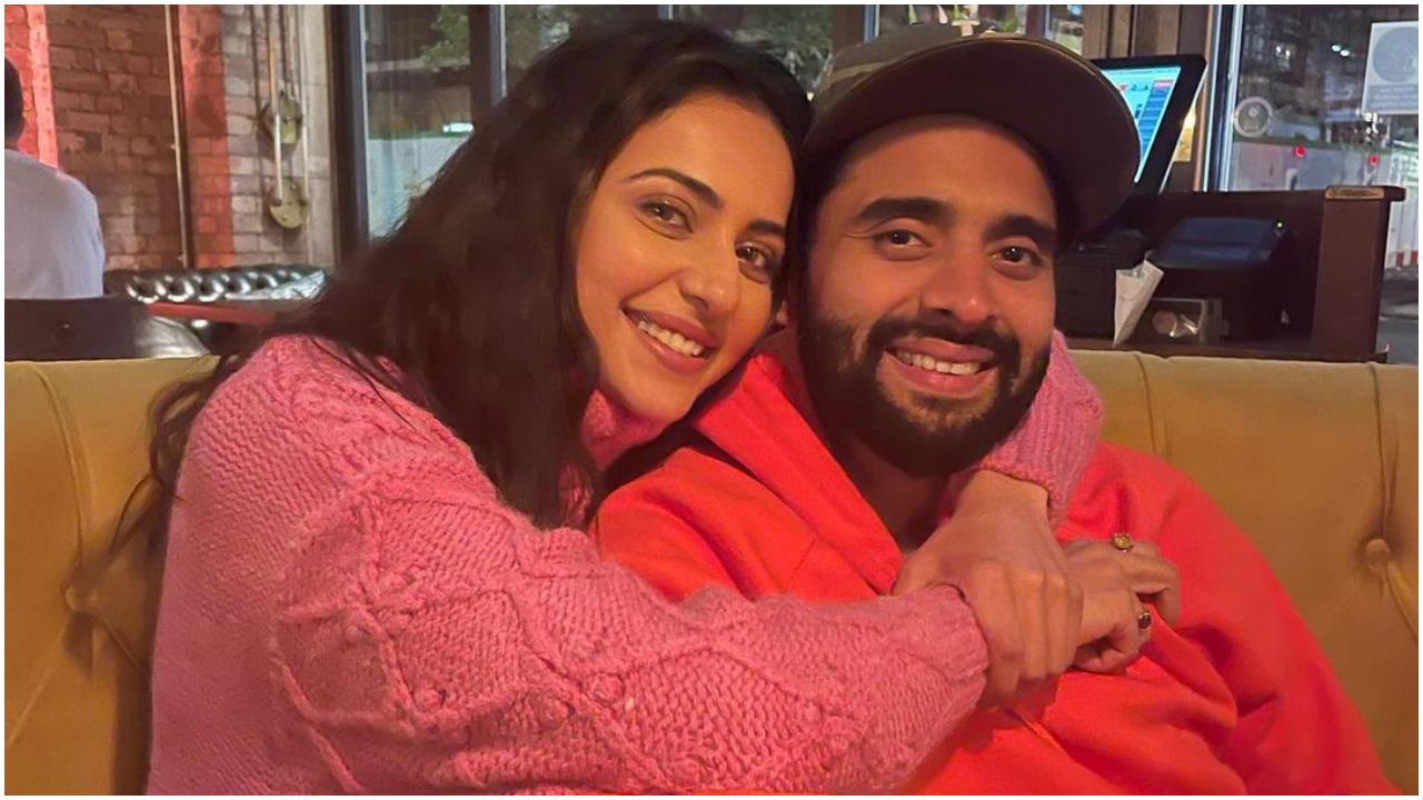 Rakul Preet Singh-Jackky Bhagnani Goa Wedding Updates: Newly married couple  shares official PICS; poses together as husband and wife