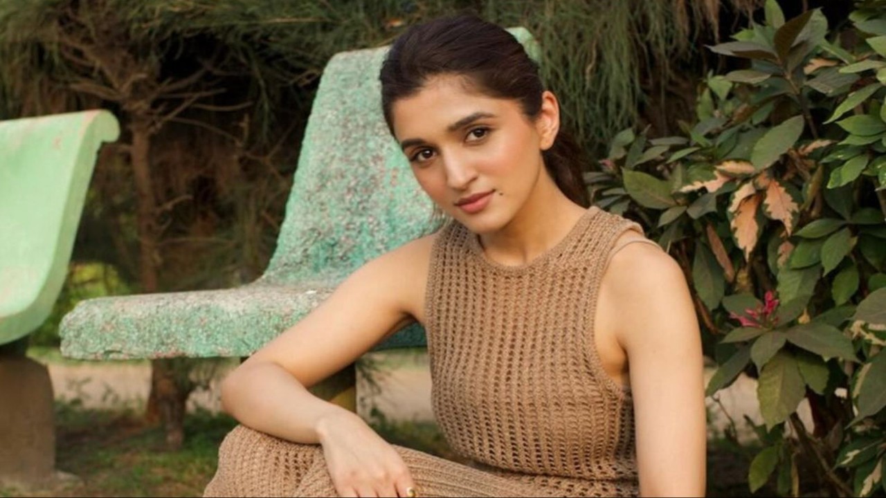 PIC: Anupamaa’s Nidhi Shah redefines subtle sophistication in beige colored crochet dress