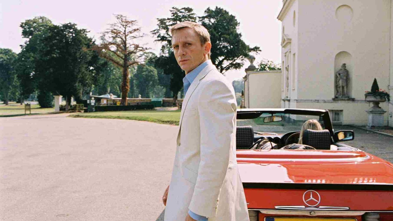 Daniel Craig as XXXX in Layer Cake