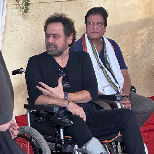 Anees Bazmee shoots for Bhool Bhulaiyaa 3 on a wheelchair (5)